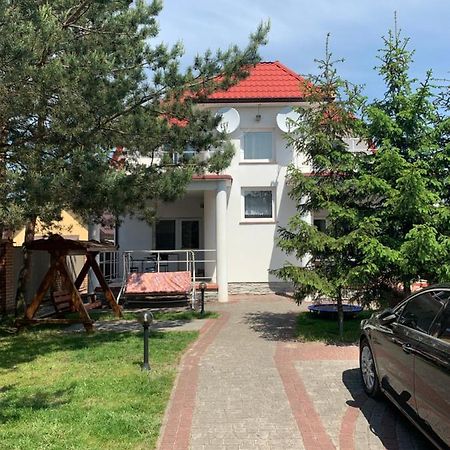 Комфортабельный Коттедж Bed & Breakfast Sviteaz Exterior foto