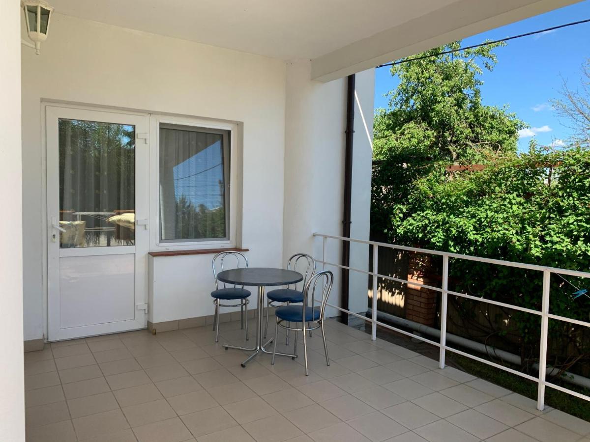 Комфортабельный Коттедж Bed & Breakfast Sviteaz Exterior foto