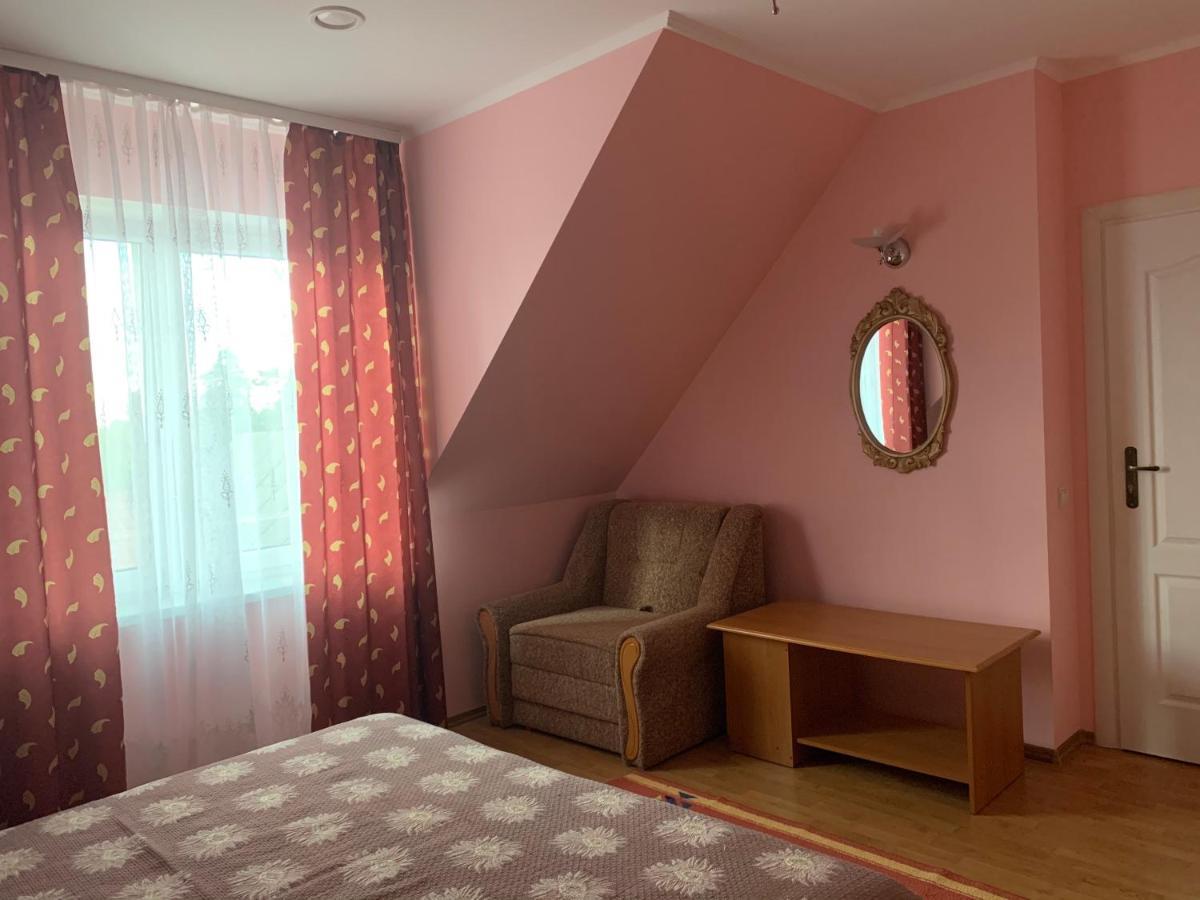 Комфортабельный Коттедж Bed & Breakfast Sviteaz Exterior foto