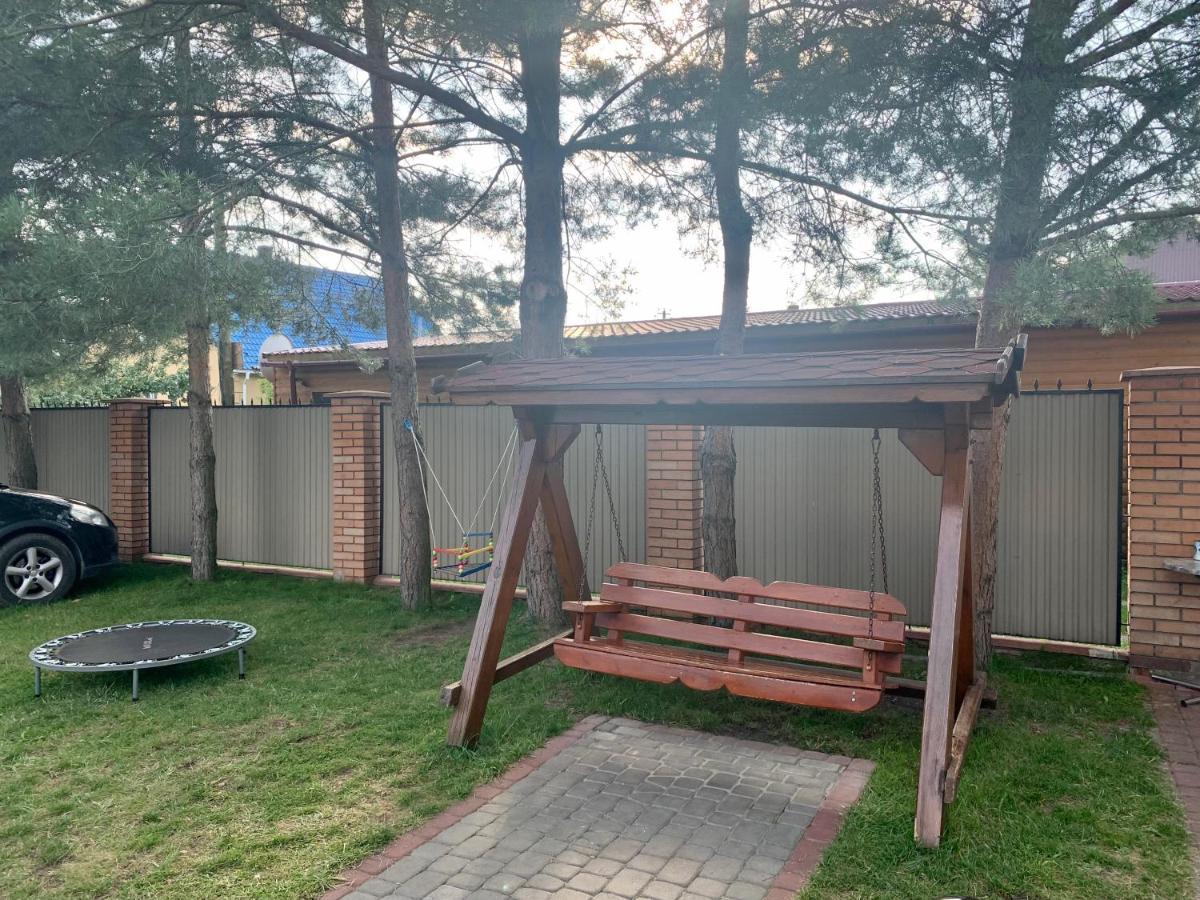 Комфортабельный Коттедж Bed & Breakfast Sviteaz Exterior foto